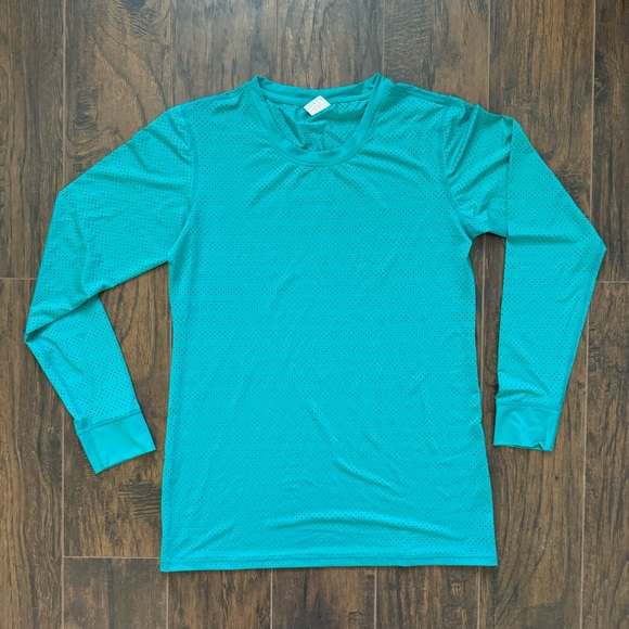 ZYIA Tops - ZYIA Active Chill XL Long Sleeve Perforated Mesh Quick Dry Top